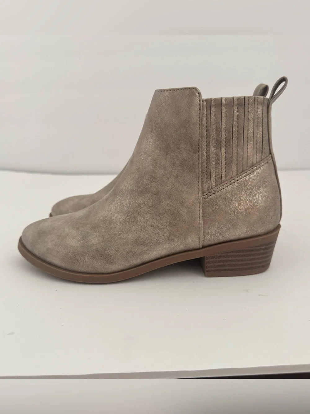 Girls 3 Taupe Chelsea Ankle Boots Side Zip Elastic Gore Block Heel Booties Shoes